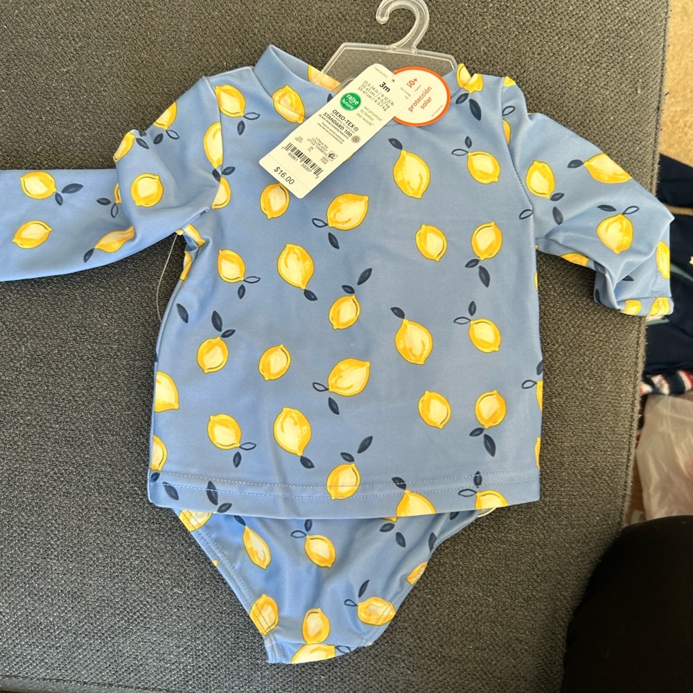 Nwt Infant swim with rash guard